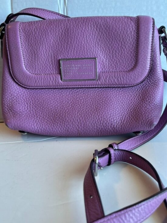 Marc By Marc Jacobs Handbags - Marc by Marc Jacobs standard supply leather cross body.